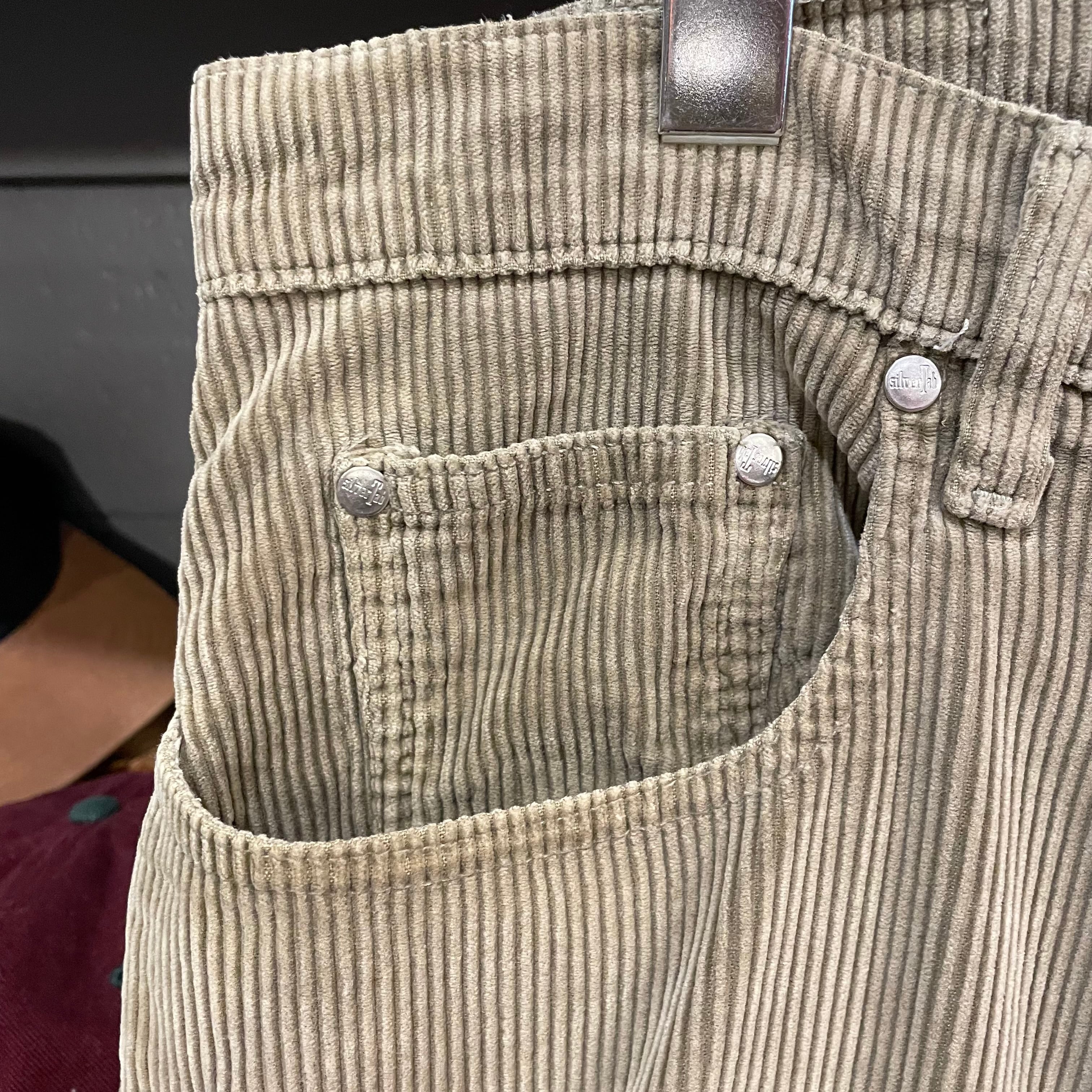 90s Levis silver tab “BAGGY” corduroy