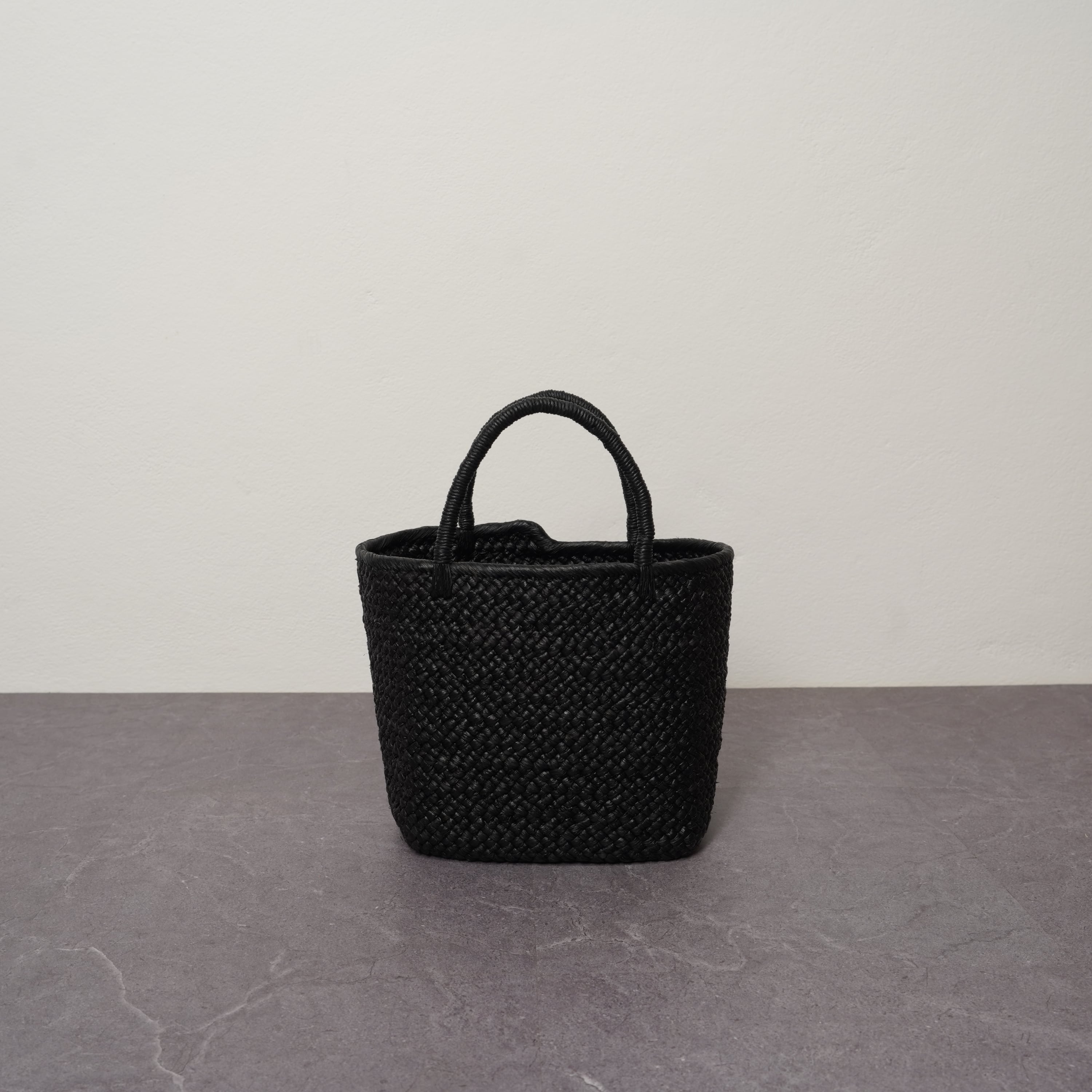 Marche bag (S) - Black | AMPIANA