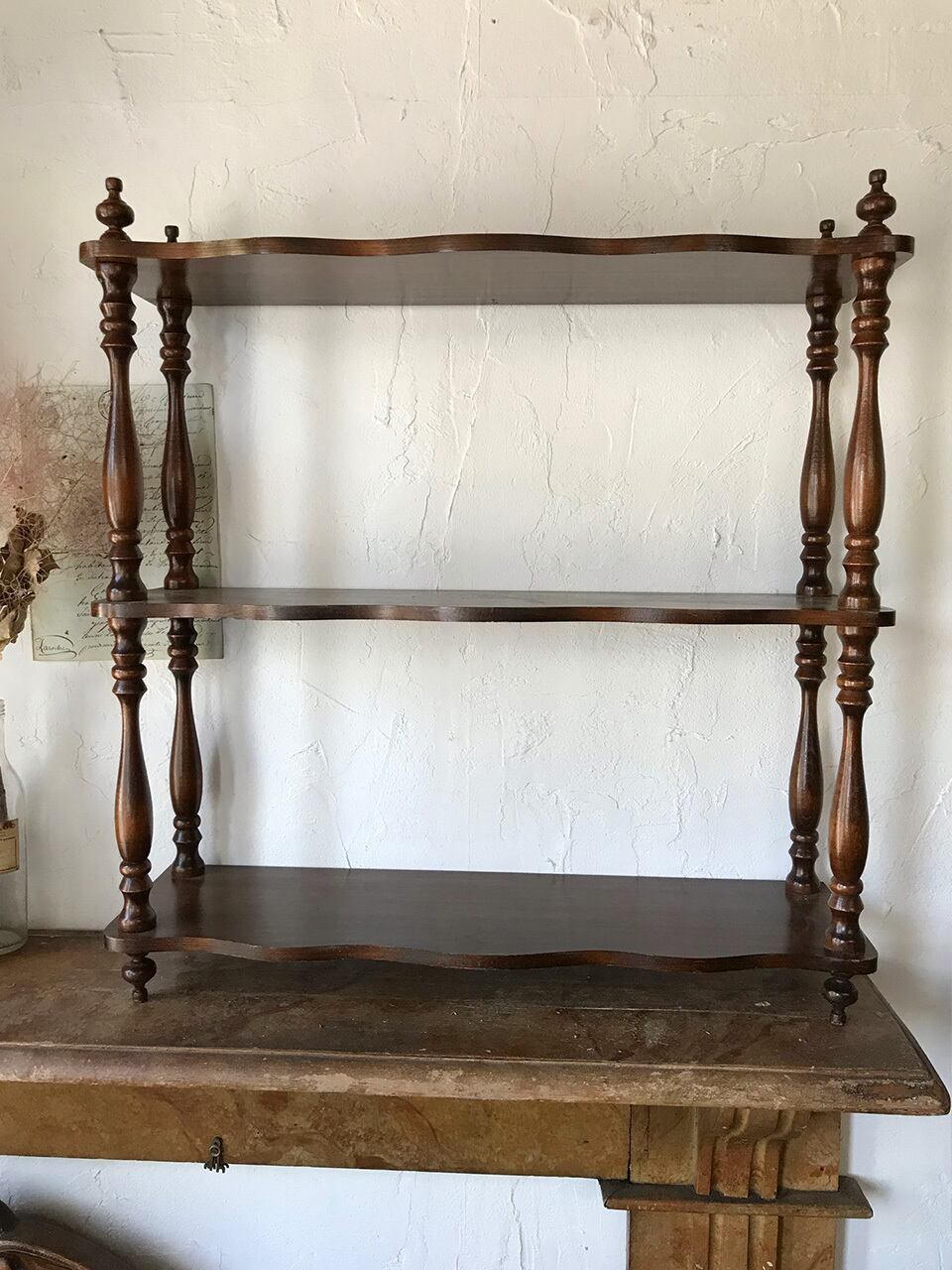 木製 3段シェルフ 壁付棚 | Brocante de La Cocotte (フランス 木製 3段シェルフ 壁付棚 | Brocante de La Cocotte (フランス