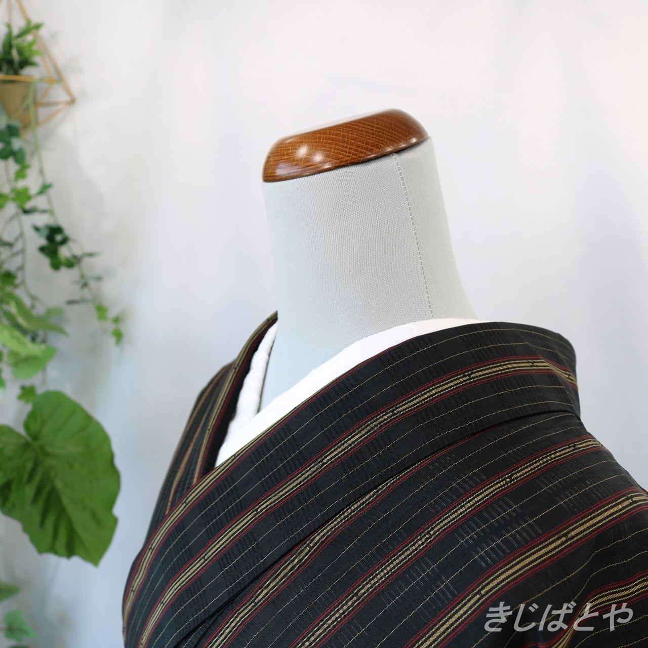 正絹 黒地に竹縞の夏着物 | きじばとや 正絹 黒地に竹縞の夏着物 | きじばとや