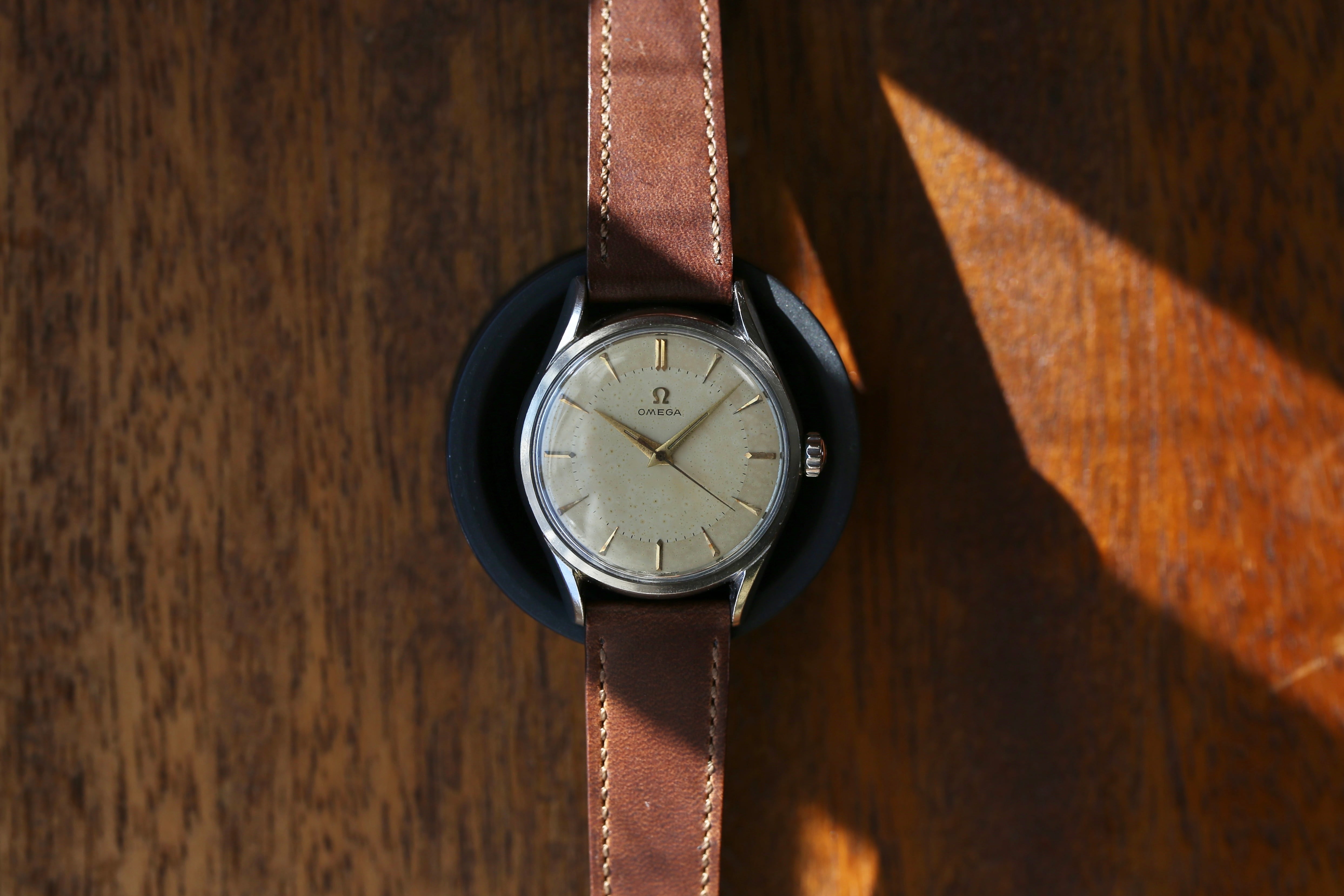 OMEGA】1955年製 30mmキャリバー 楔インデックス 2トーンダイヤル