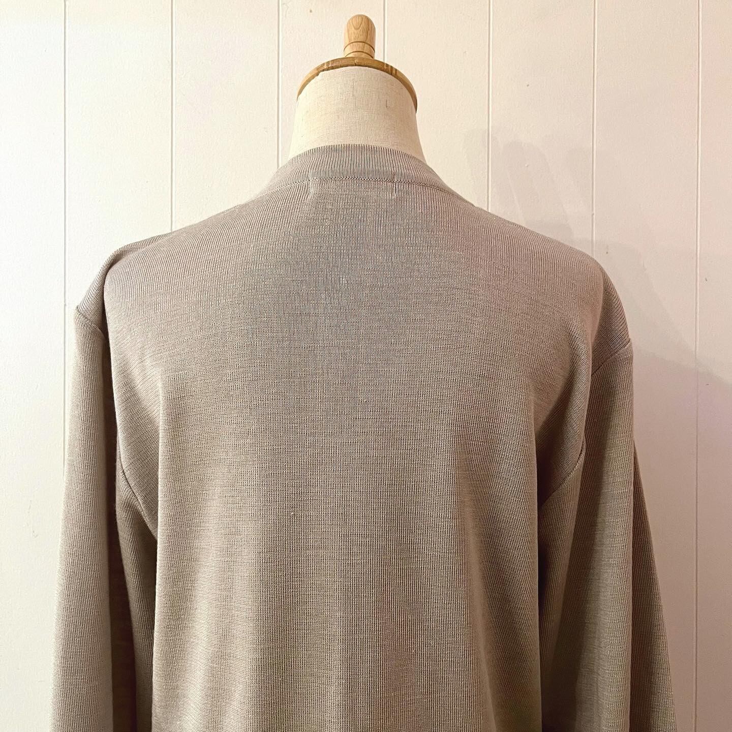 gold bear button long cardigan