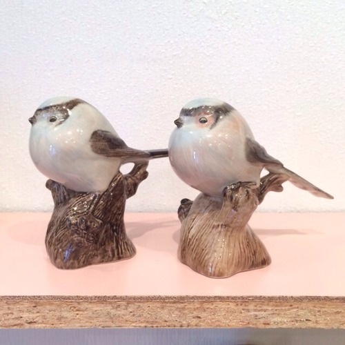 野鳥　Salt ＆Pepper　〇美しくて可愛らしい塩コショウ入れ　置き物としても♡