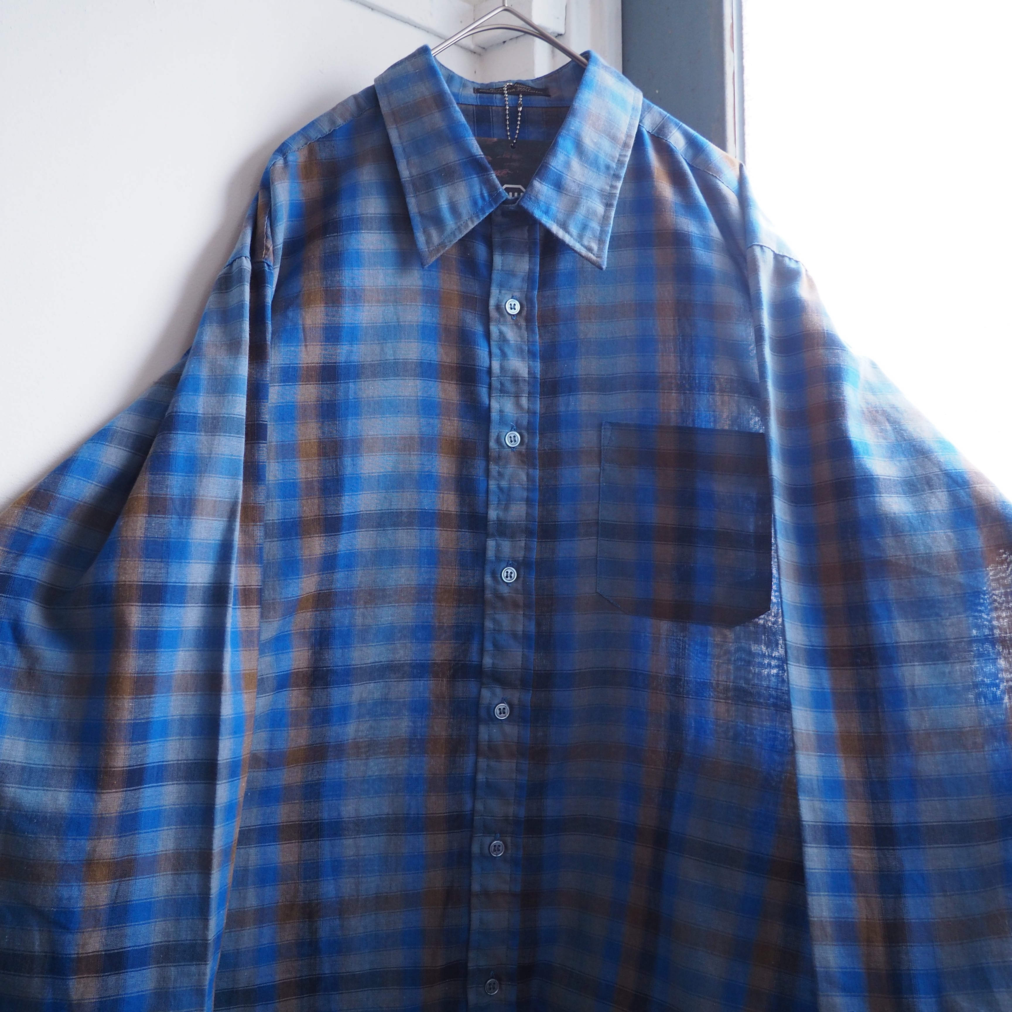 1990s Beautiful gradation Blue color Design vintage loose check shirt