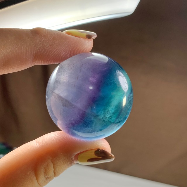8.可愛いグラデーションフローライトスフィア