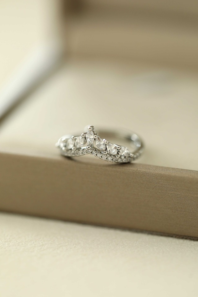 chf diamond ring