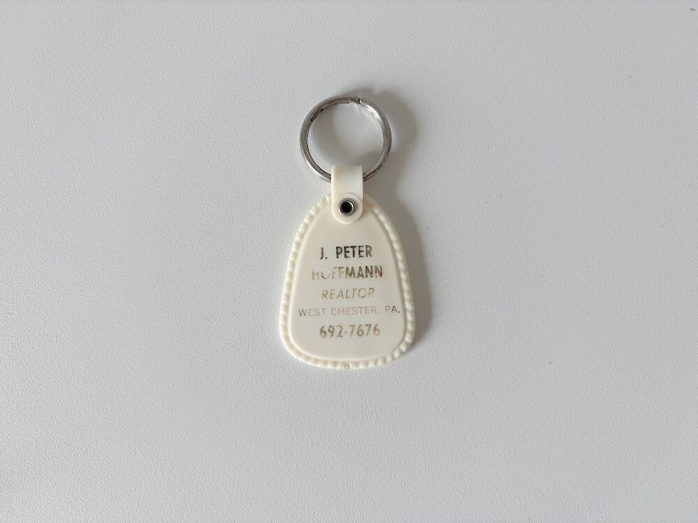 【U.S.】アドバタイジングキーホルダー(白) / Advertising Keychain (White)