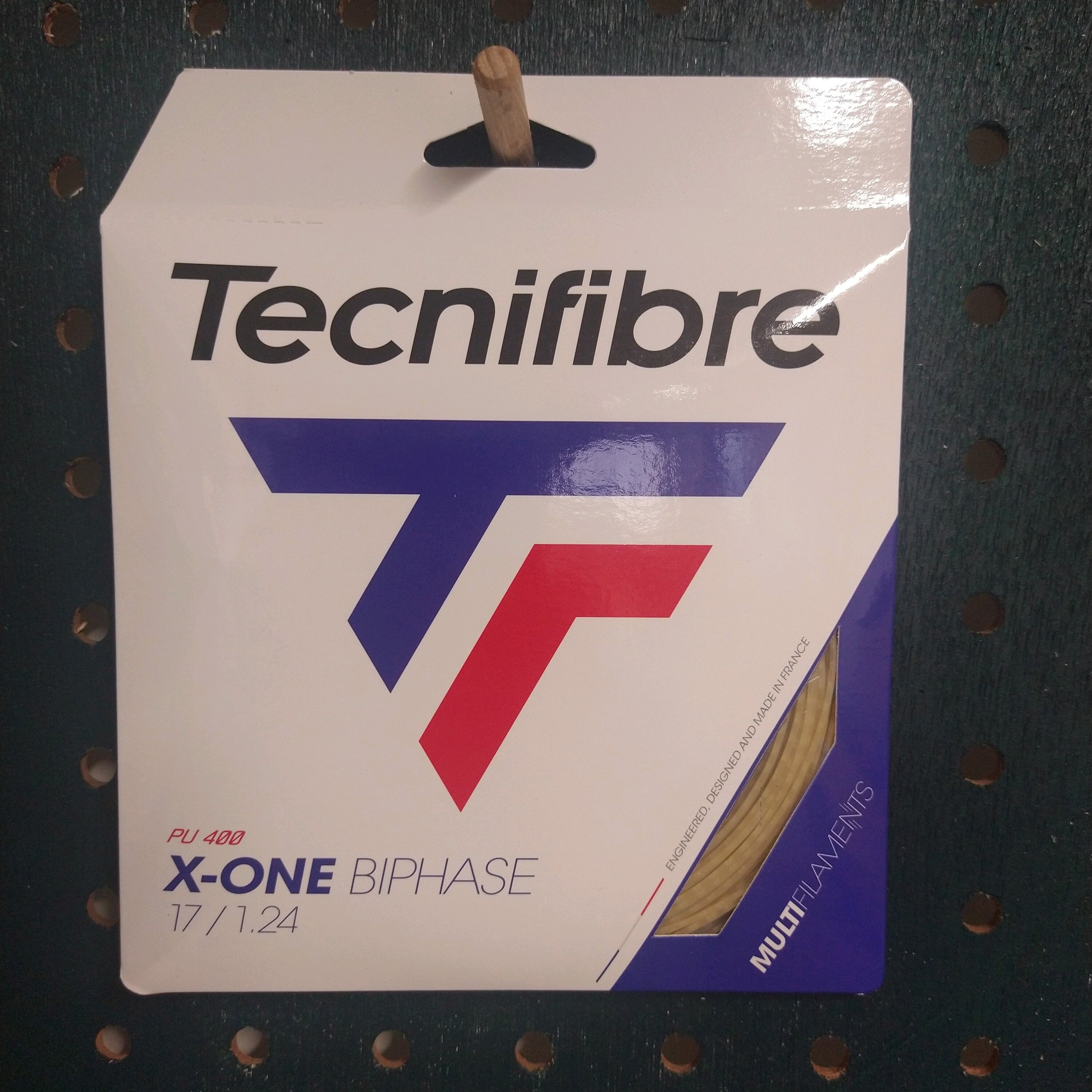 ヨネックスEZONE110 2本セット（ガットテクニファイバーX ONE）