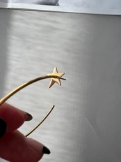 スターポイントフープピアス