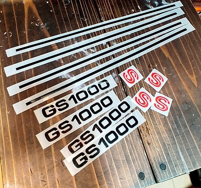 スズキ gs1000 gs1000s サイドカバー 左右セット｜パーツ