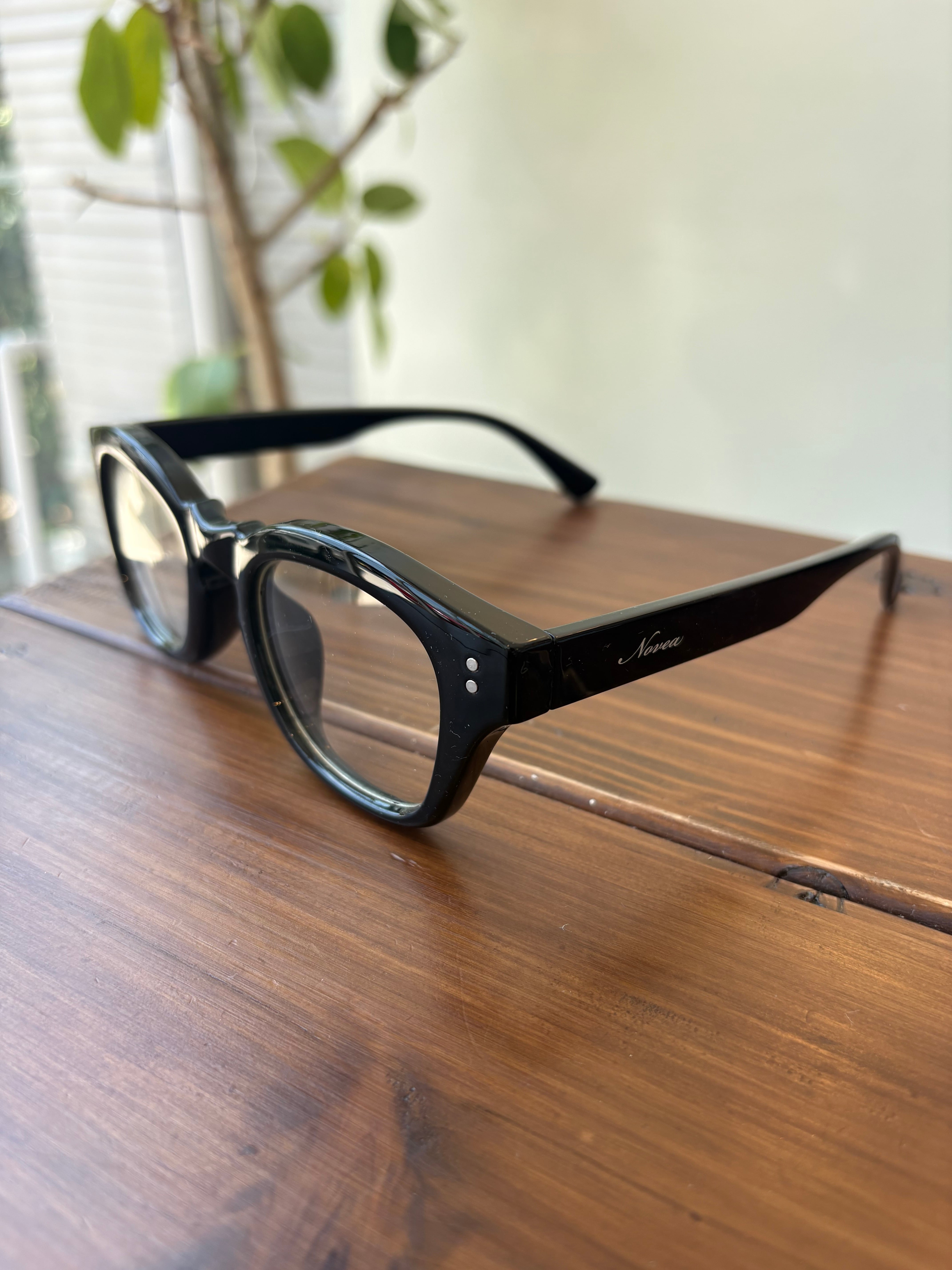 成田悠輔さん愛用品 丸四角メガネ XiT eyewear（エックスアイティ）「C
