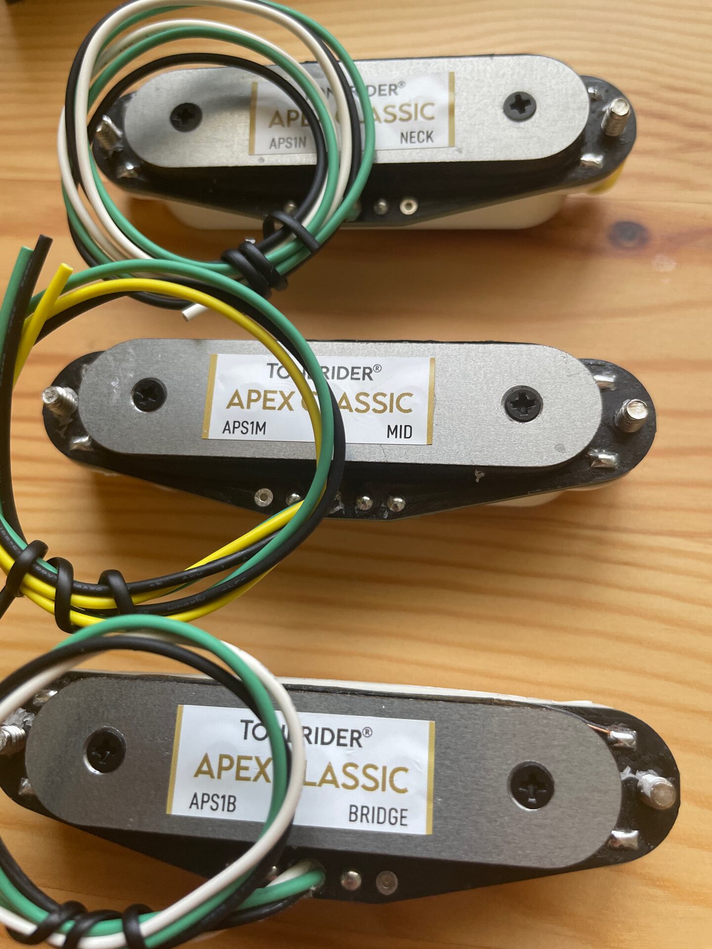 TONERIDER Apex Classic ストラト ノイズレス ピックアップ セット