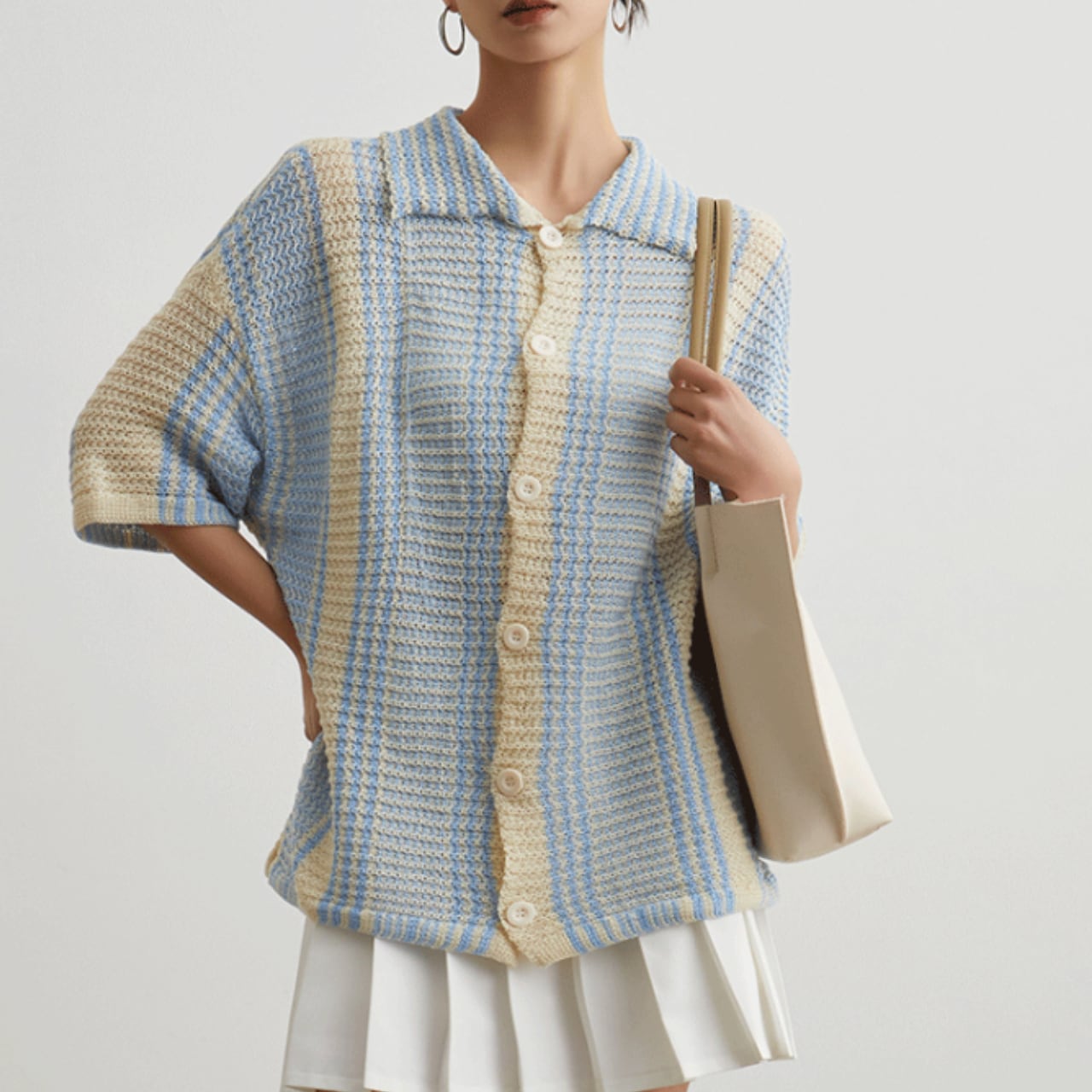 Contrast color polo neck top S825