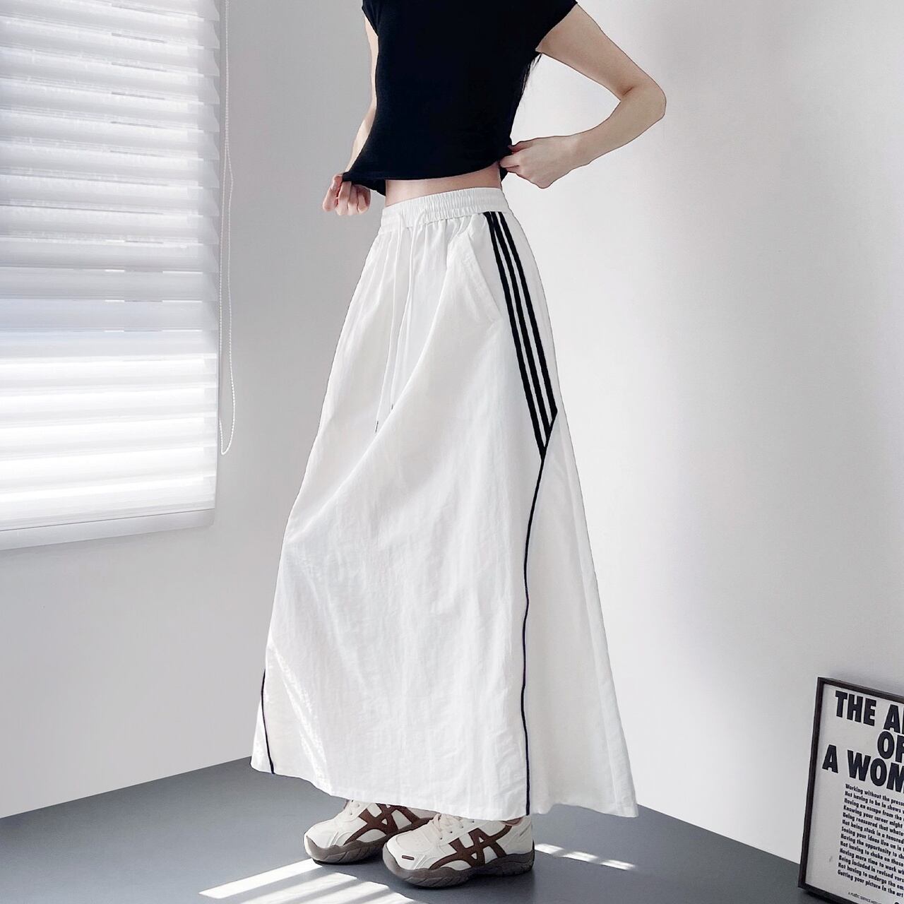 トラックラインフレアシルエットスカート 2col R02359
