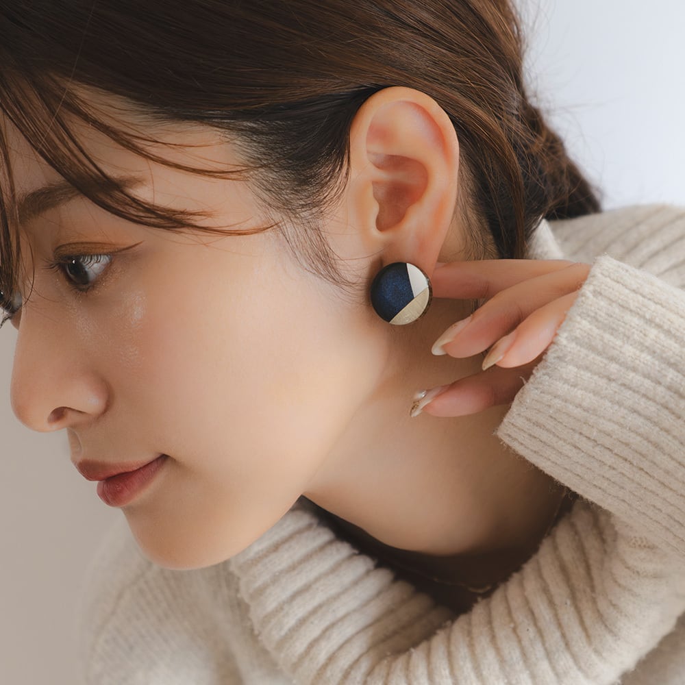   モダンピアス 美濃焼陶器 モダン ピアス / イヤリング｜藍（あい） | MIKELO（ミケロ