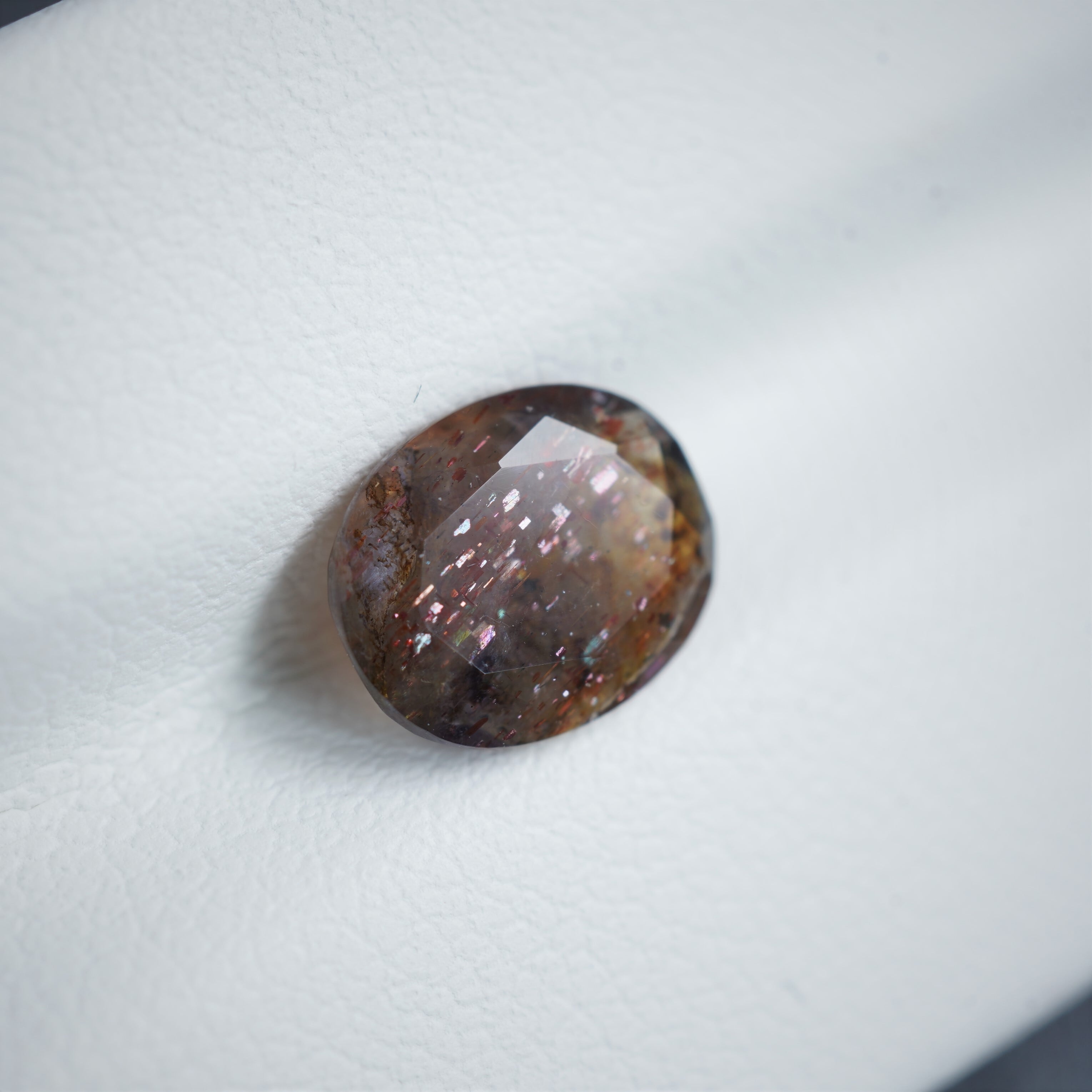553】ブラッドショットアイオライト ファセットルース 2.3ct | koku.stone