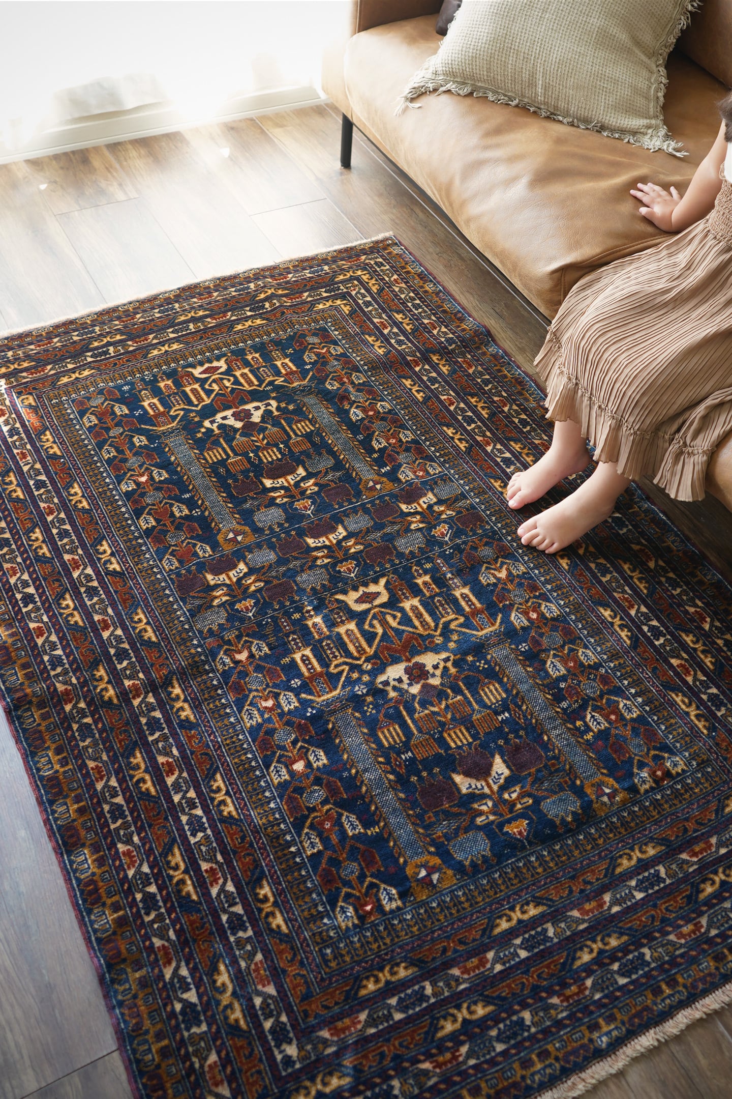 687】Vintage Afghan Turkmen Ali khoja rug 1970's | ヴィンテージ