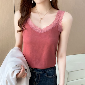 レース キャミソール タンクトップ レディース 夏 韓国 Vネック 薄手 ストレッチ インナー トップス レイヤード きれいめ フェミニン 大人 カジュアル 細見え 高見え 着回し デート [LS-CGT150]