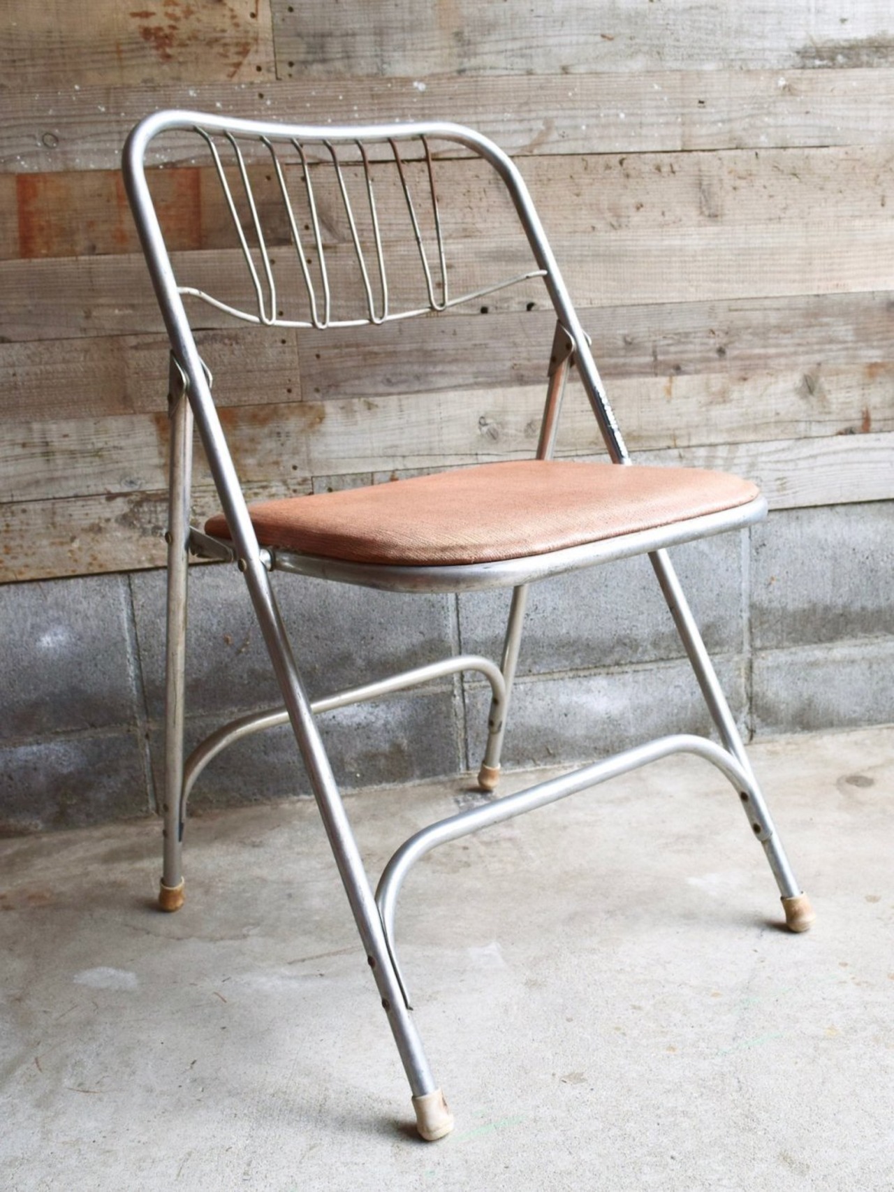 Steel fording chair