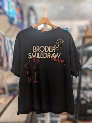 BRODRE PrintxEmbroiderd Tシャツ LOGO ブラック [BR7004]