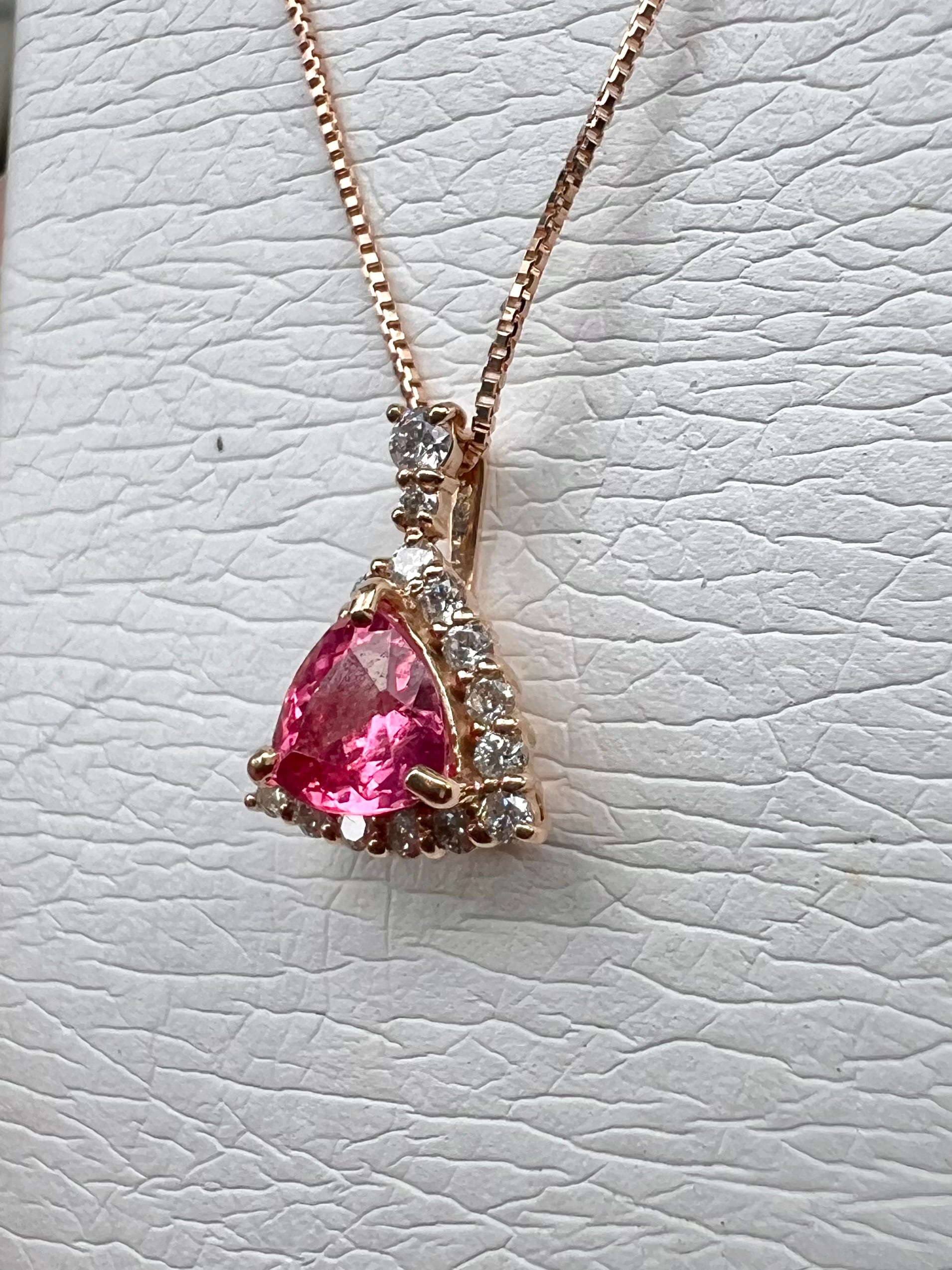 鮮やかなフューシャピンク!!★アヤナスピネル18金ペンダントトップ★ 超高発色！AYANA SPINEL 鮮やかアヤナスピネルHOT PINK K18PGダイヤモ