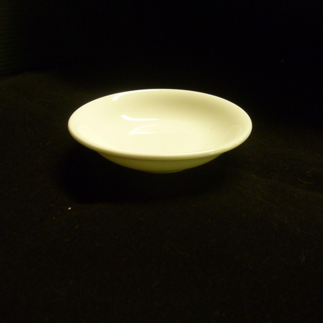 ボーンチャイナ　Ｊ－２１　丸小皿　白