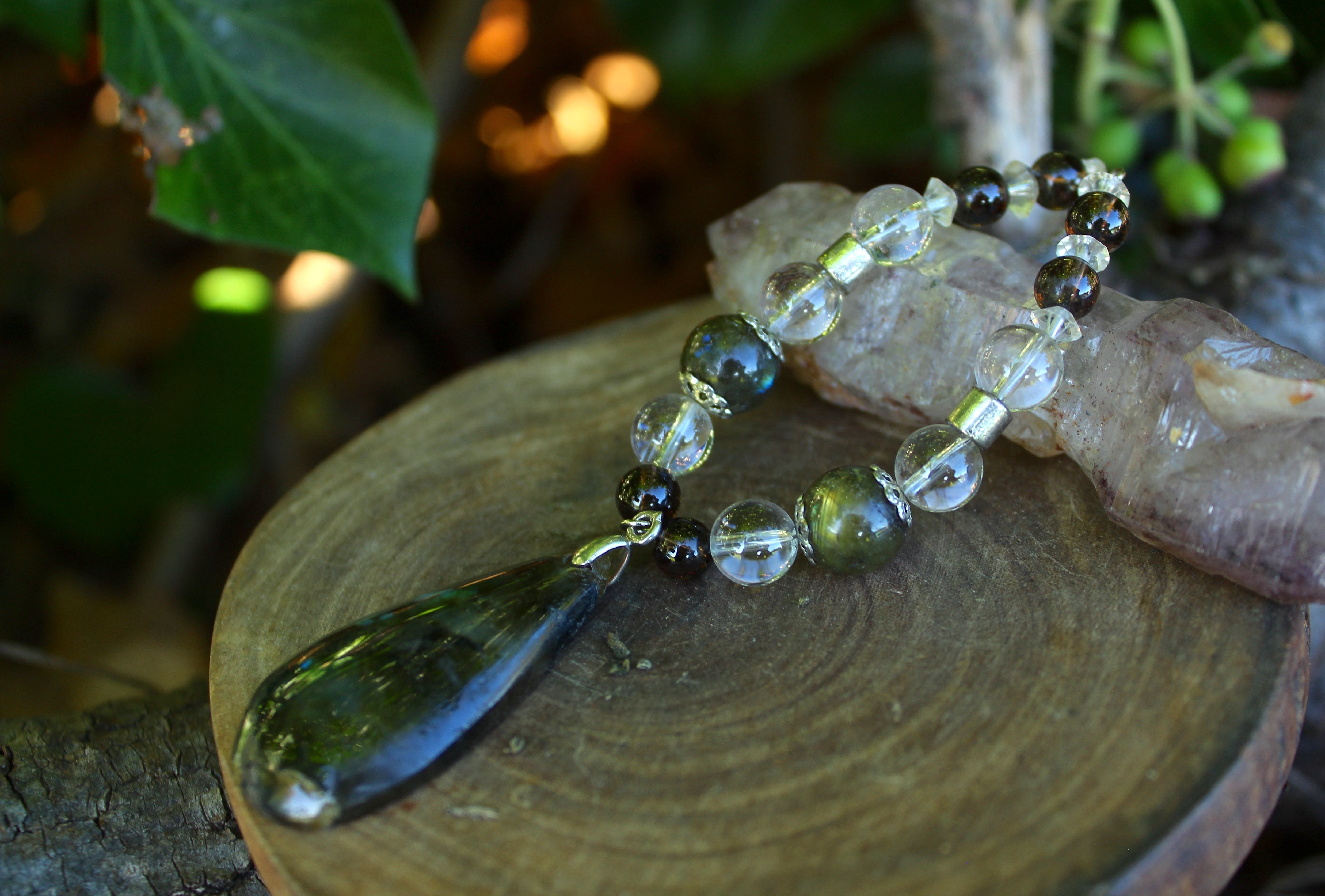 スコレサイト 天使や高次元の存在とのコミュニケーション | T-Stones 英国