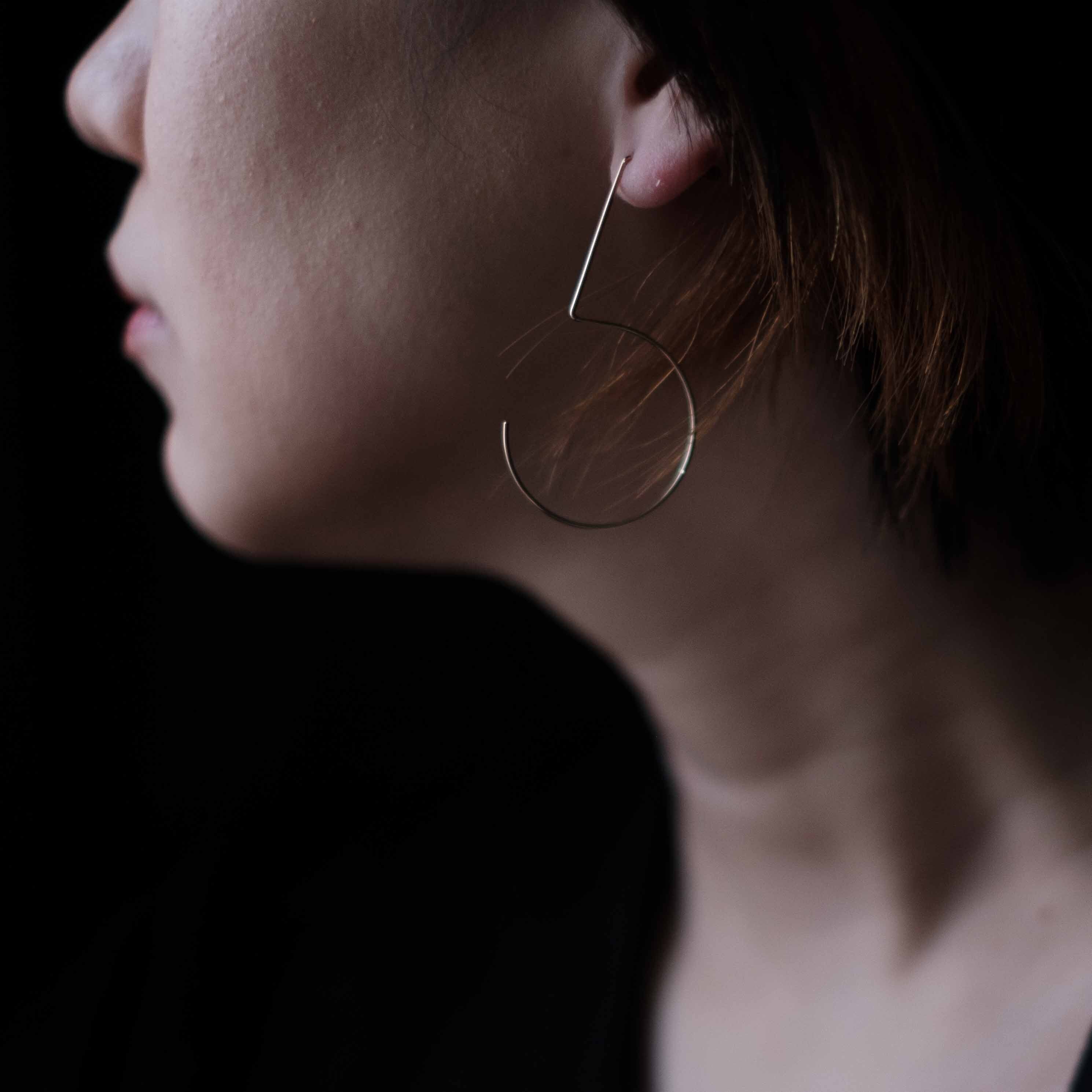 5」hook pierce silver | coloq