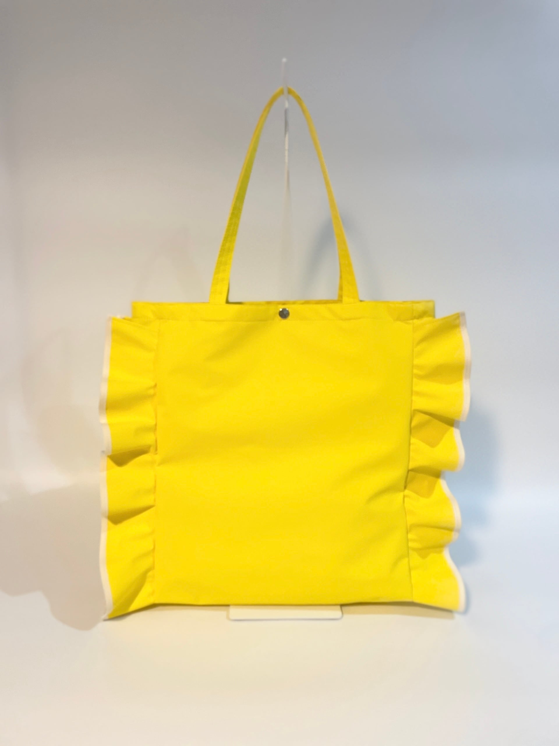 【マチ付フリルトートバッグ(ナイロン)】/6B0124