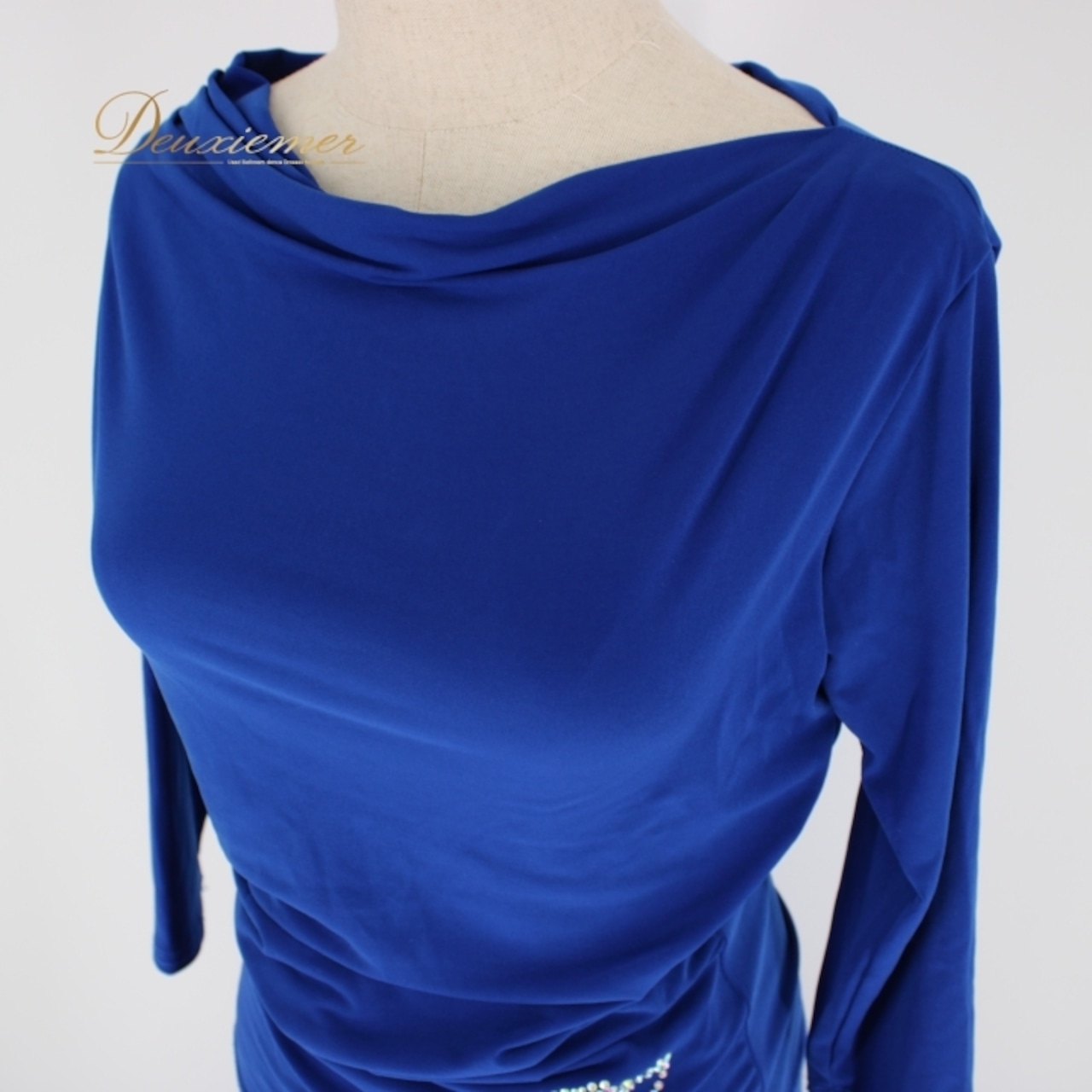 社交ダンス 衣装 スタンダード 上下セット ツーピース レッスンウェア パーティ衣装 青 ブルー系 ICHIOKU イチオク ラインストーン 上品 優雅 ボリューム 伸縮性 洗練 人気 おしゃれ フォーマル 上質 ダンスウェア 講習用 高級感 クラシック デザイン 高評価 ラインストーン装飾 体型カバー プレゼント パーティー用