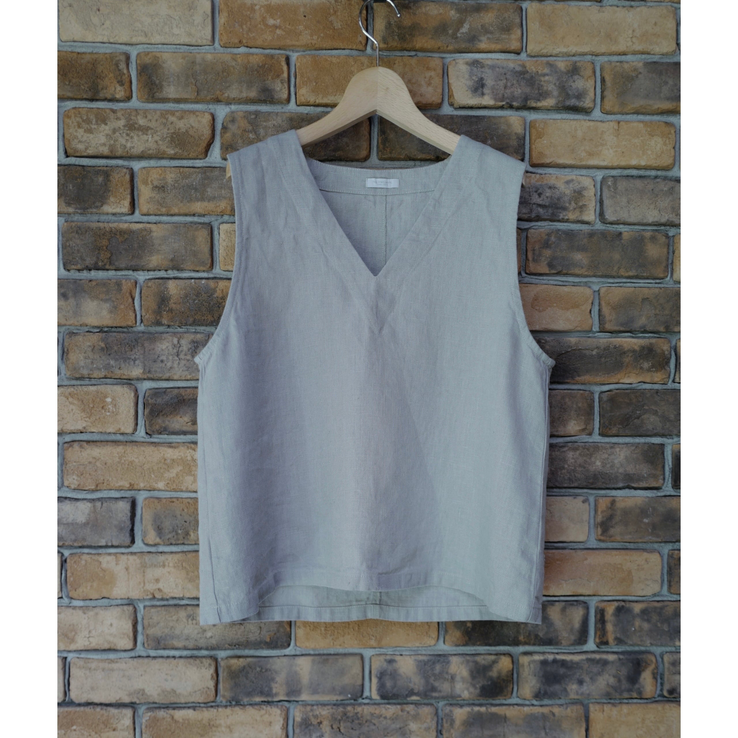 《別注》fog linen work|厚地リネンVネックベスト・ジレ(col.ムエット)