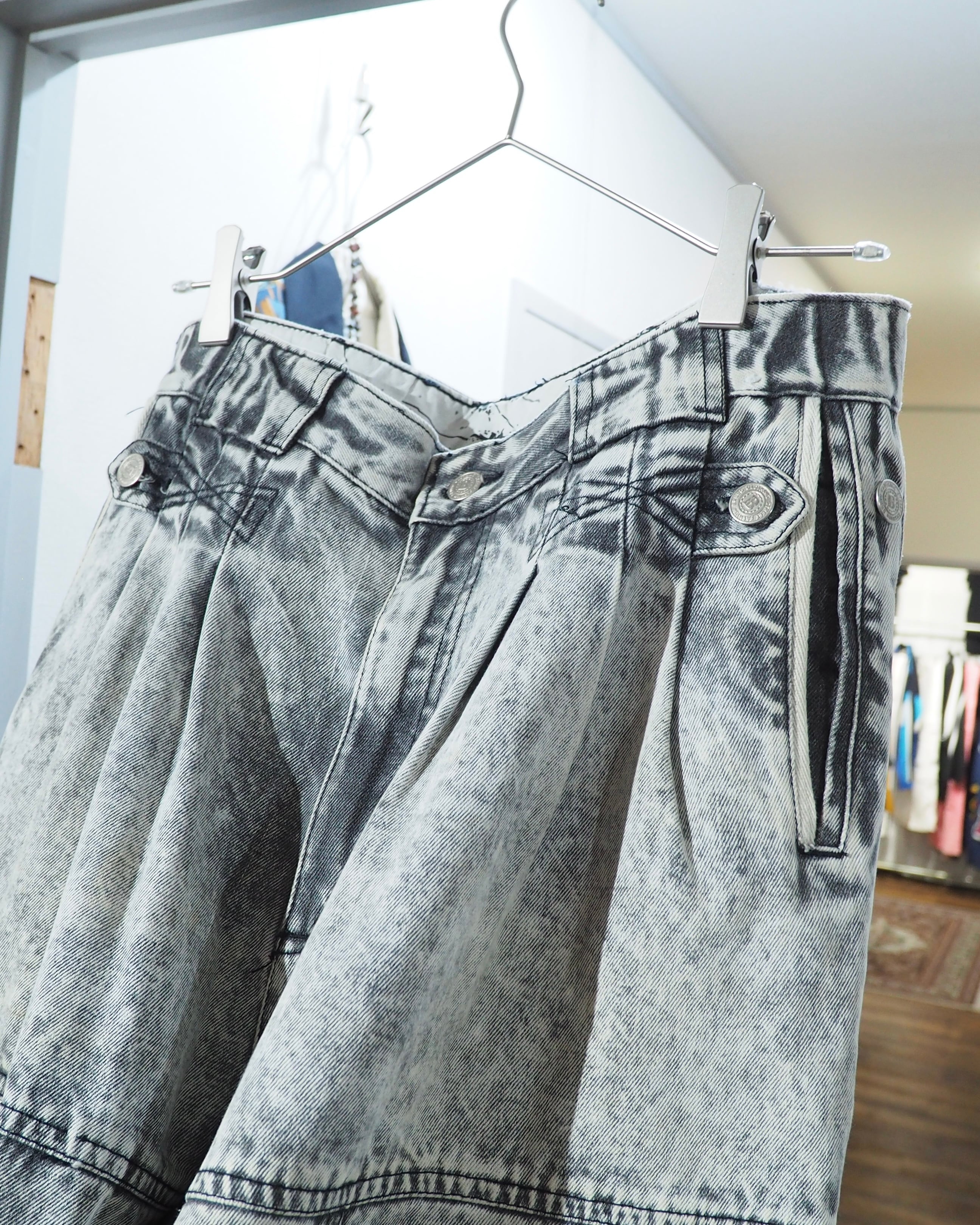 1990 - 00s " Bruno " Beautiful White Chemical Wash vintage Baggy shorts Pants