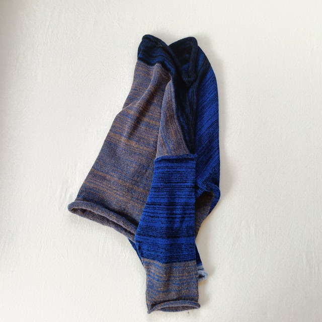 彩編みセーター　２色