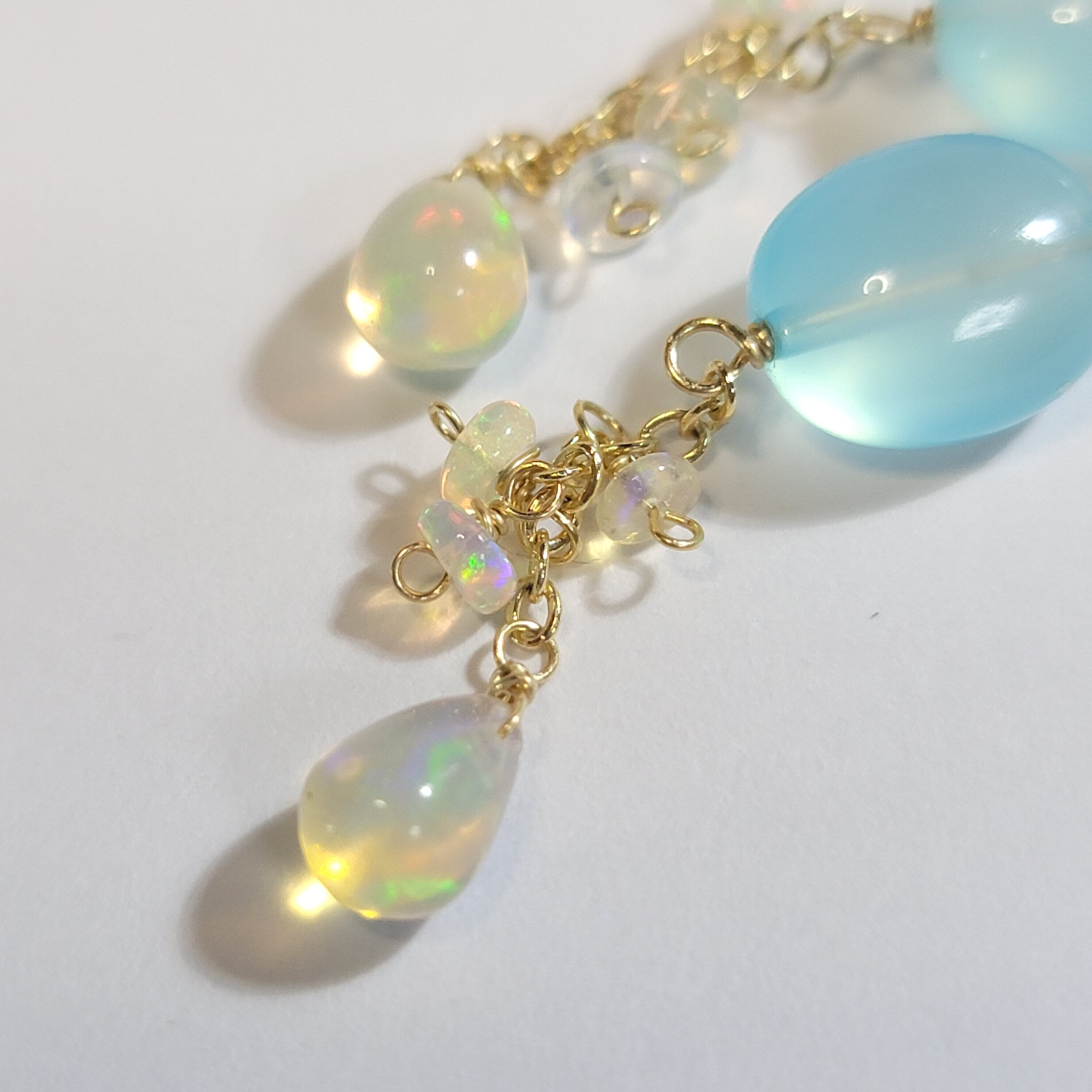 宝石質シーブルーカルセドニーのピアス 14kgf 新作14kgf 宝石質シー