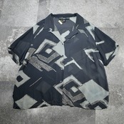 sheer pattern open collar shirt