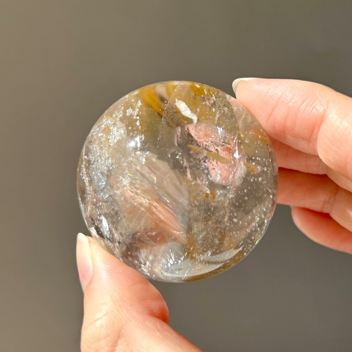 水晶 クリアクォーツ+ゴールデンヒーラー共生 スフィア アイリス 虹 