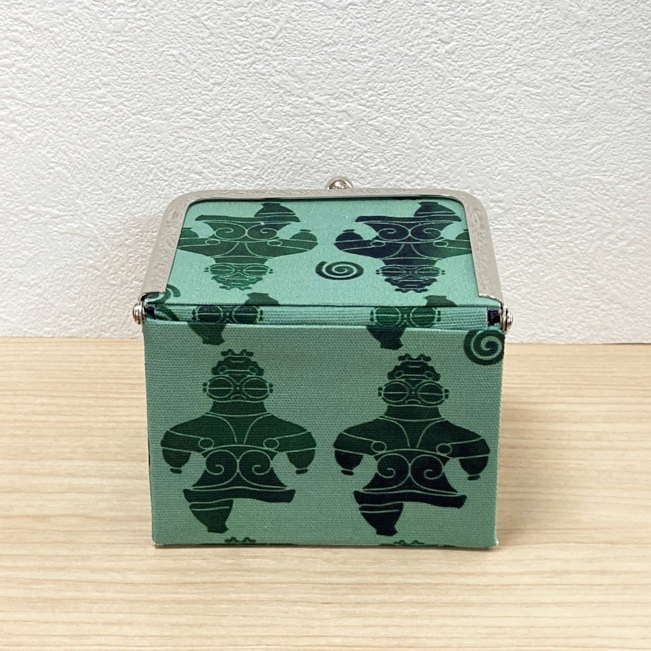 遮光土偶のがま口ボックス | まめQ 太堂