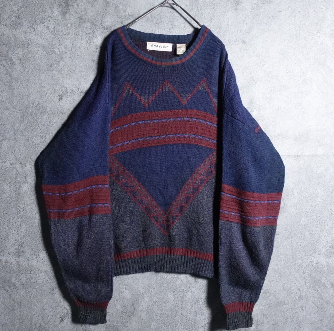 Multicolor geometric design knit