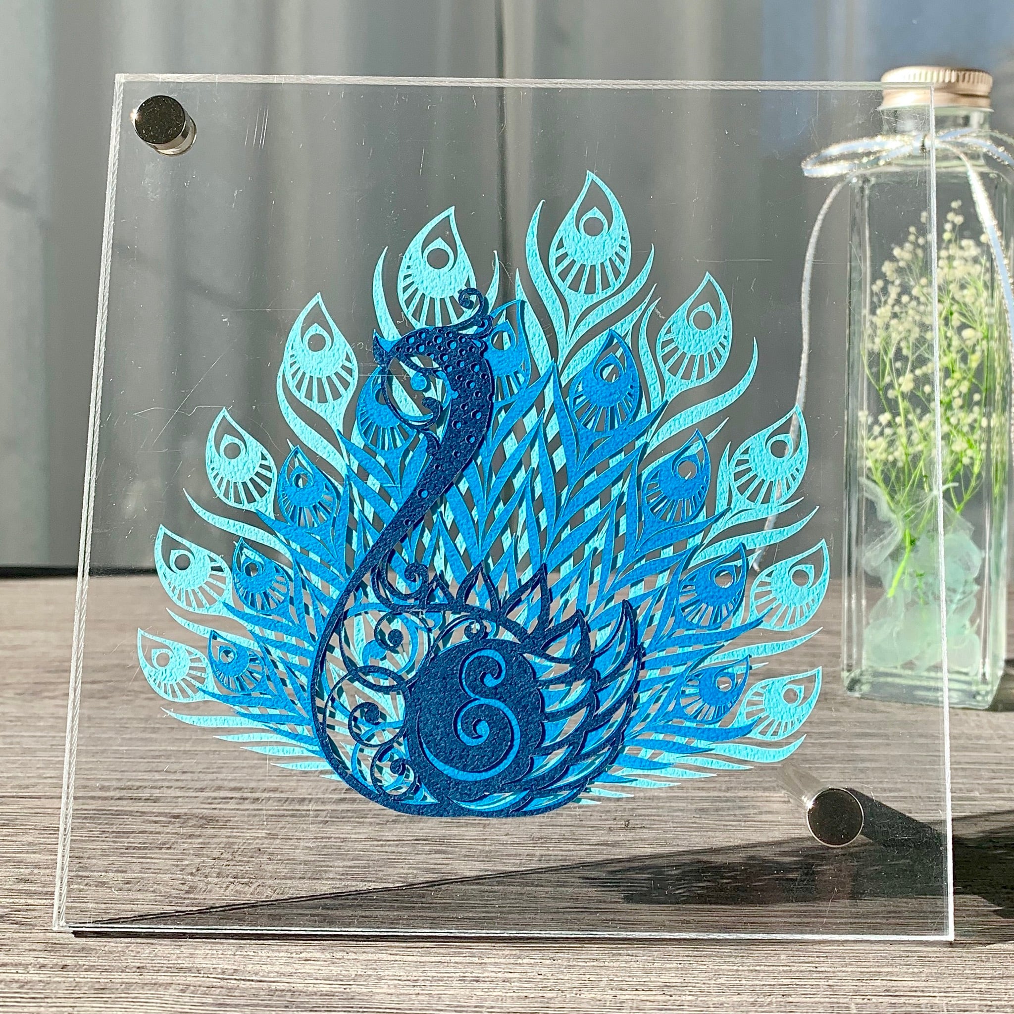 切り絵キット2020.02「孔雀」青ver. | 重ねる切り絵 祐琴