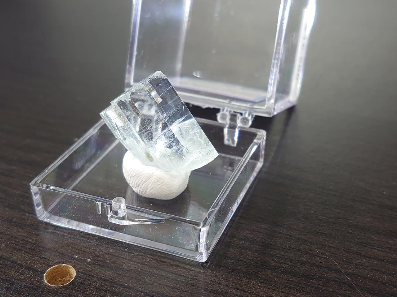 アクアマリン結晶(パキスタン産) | CarryLack(鉱物・化石・天然石)