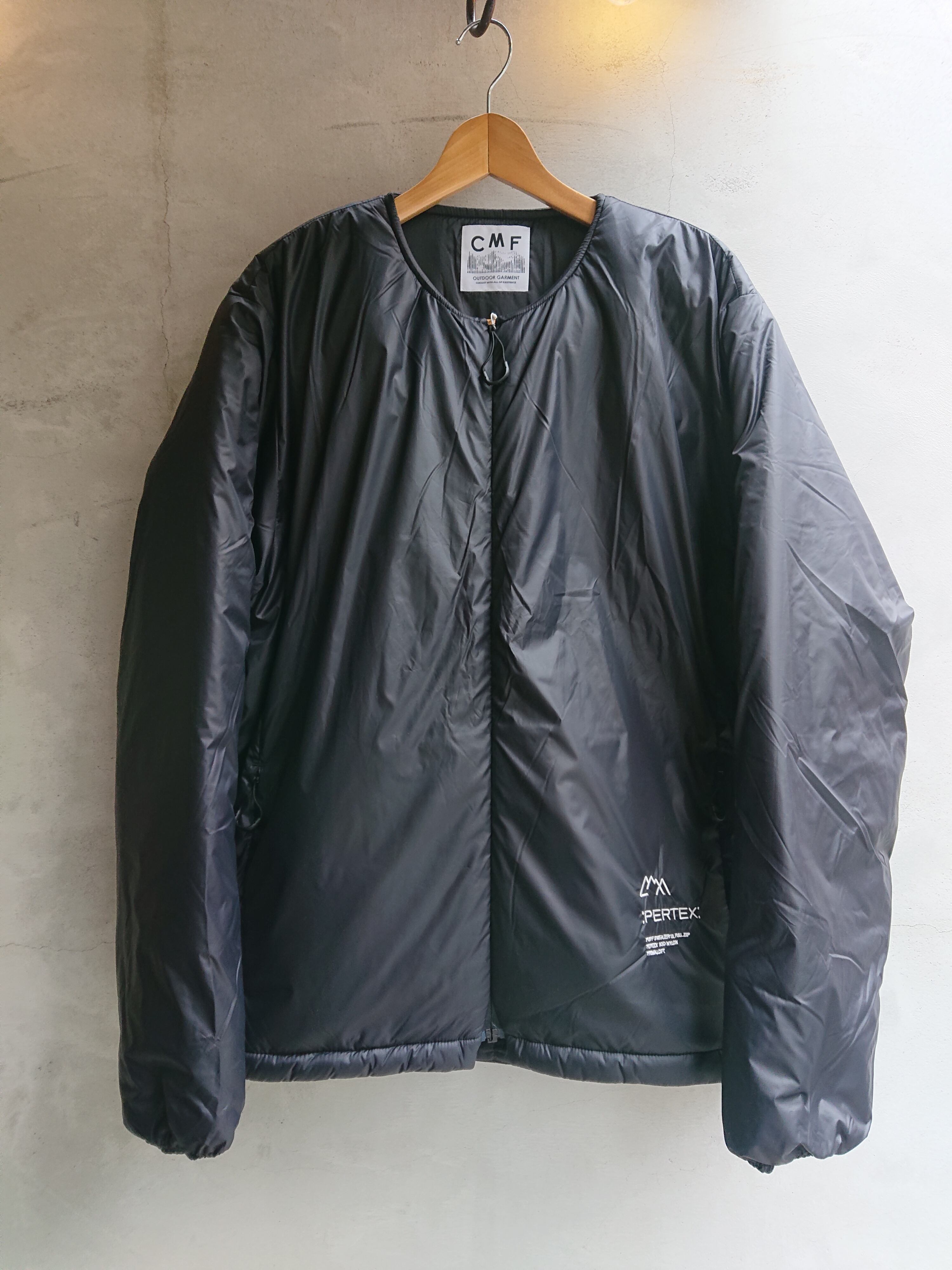 COMFY CMF OUTDOOR GARMENT “PUFF SWEATER UL FULL ZIP” BLACK | BOW