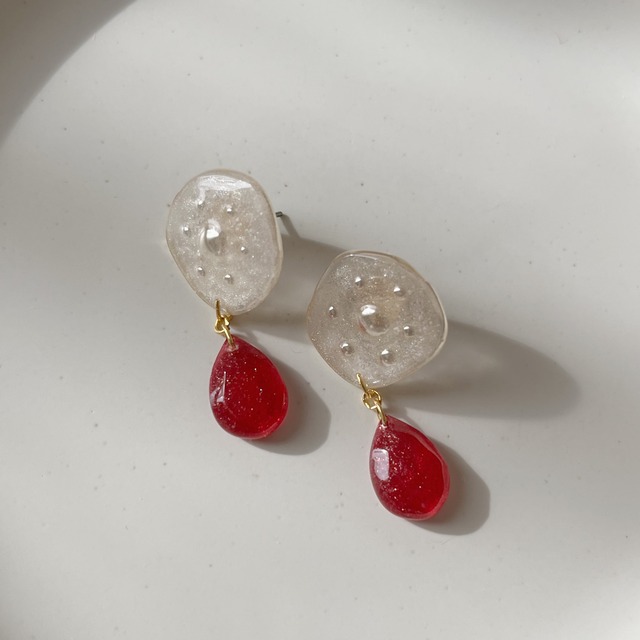 【7月 誕生石カラー ルビー】バースデーカラードロップピアス・イヤリング｜画像2