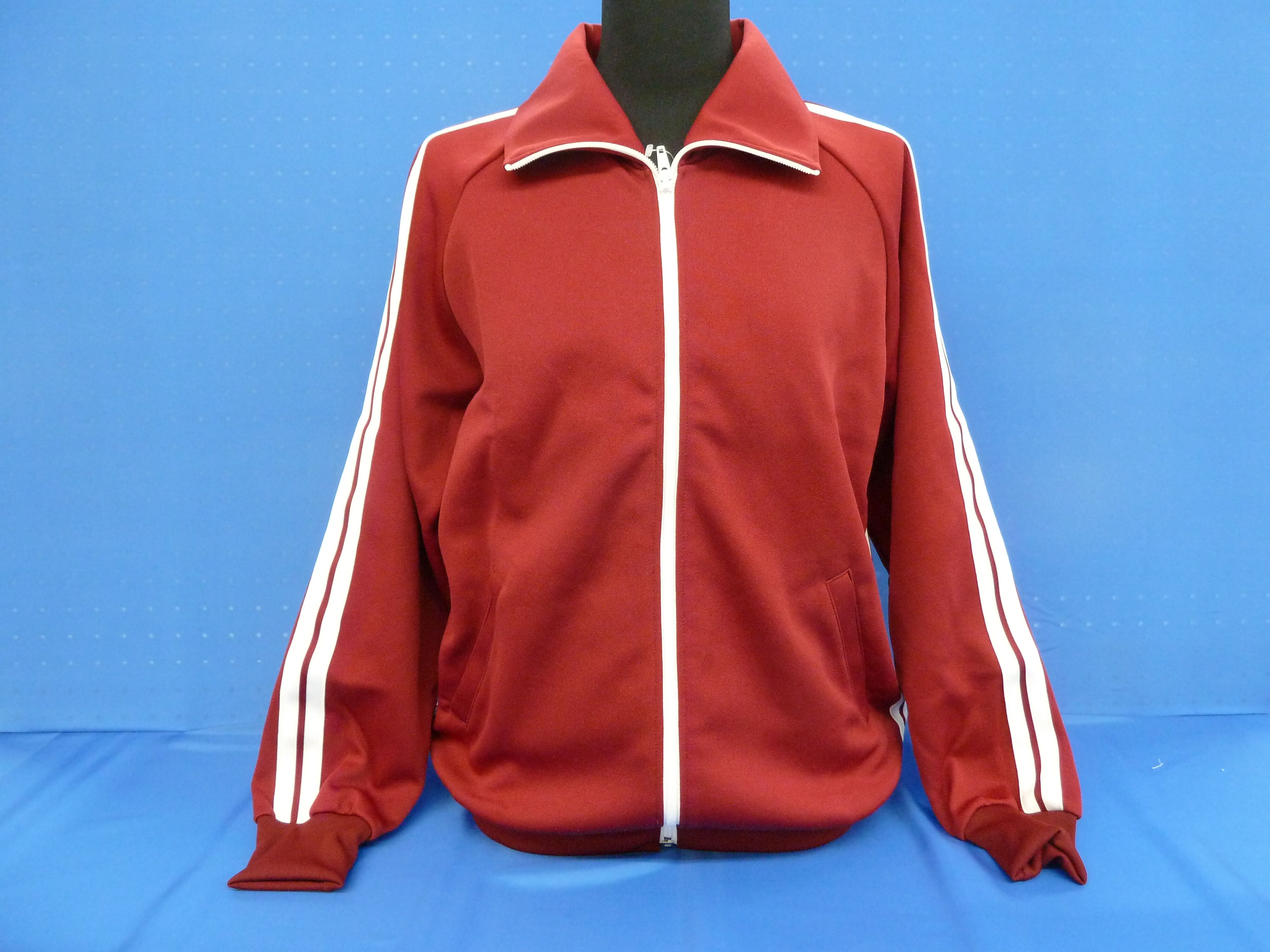 朝日大学 練習試合用 白ジャージ＆赤ジャージ 朝日大学 練習試合用 白ジャージ＆赤ジャージ 朝日大学 練習試合用 白