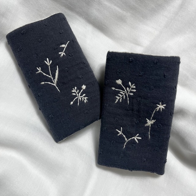 抱っこ紐カバー ボタニカル刺繍