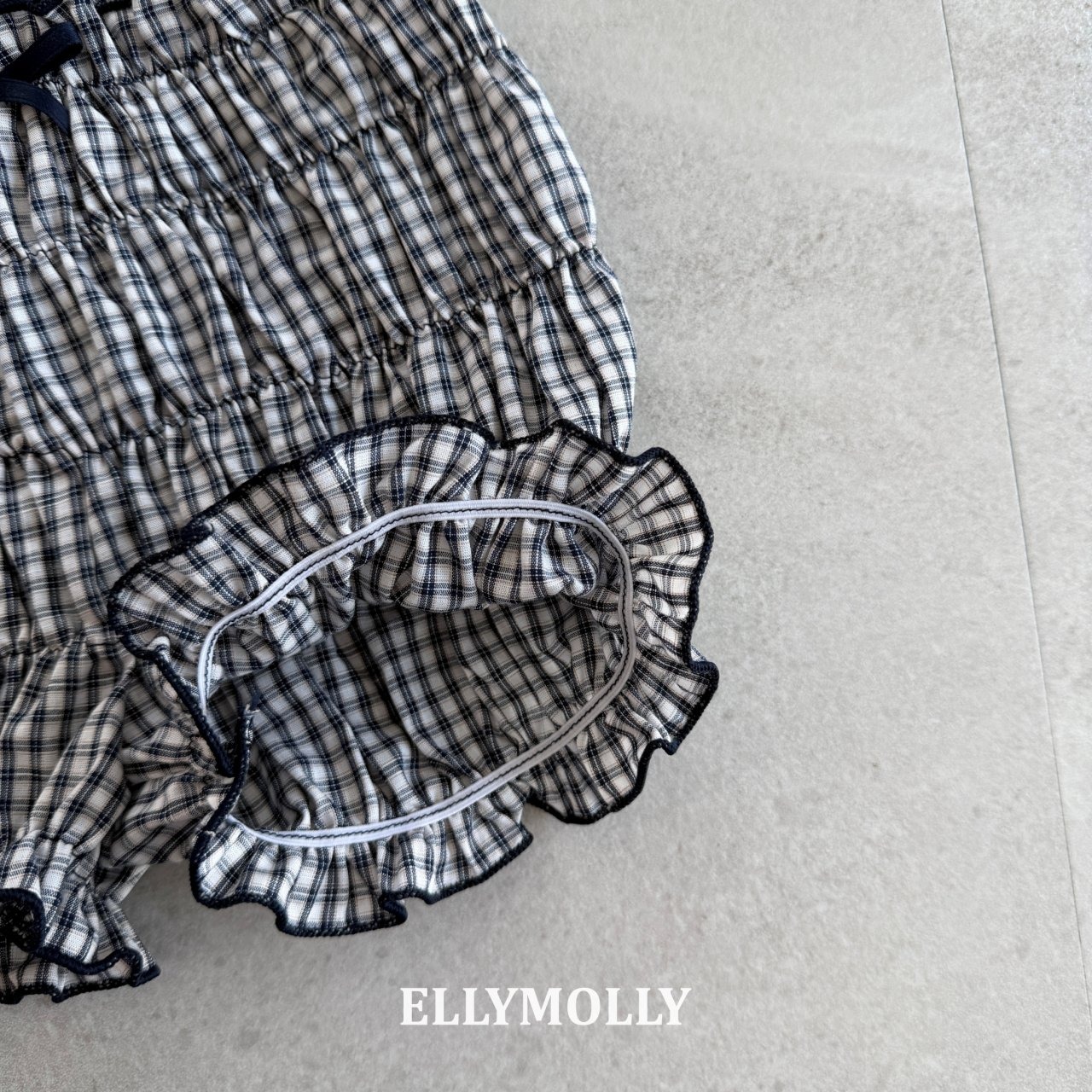 [ELLYMOLLY] Pippi Pleated Pants / [엘리몰리] 삐삐주름팬츠