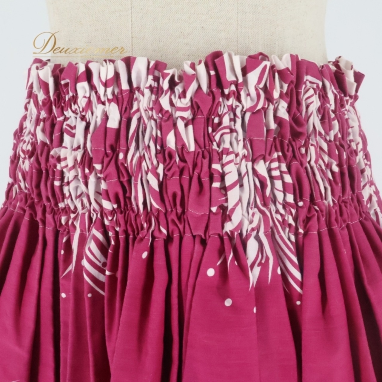 フラダンス 衣装 パウスカート パウスカートショップ パープル系 PauSkirtShop 日本製 シングル ツーカラー ティアレ柄 モンステラ柄 かわいい 華やか 鮮やか 明るい 紫 白 ハワイアン アロハ ハワイアンプリント フラ ダンス レッスン 練習