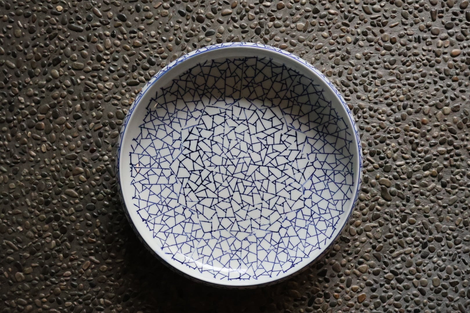 有田焼 氷裂紋 大鉢 | うつわ通販 土岐陶器店 / ONLINE SHOP