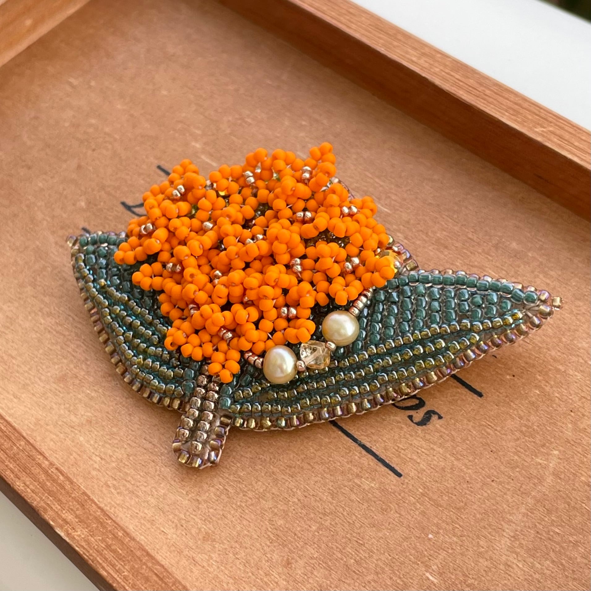 金木犀ビーズ刺繍ブローチ【手作りキット】 | こだわりビーズの