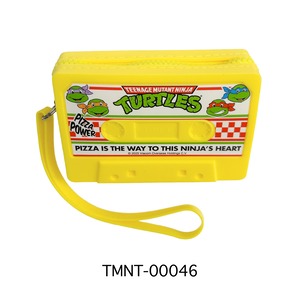 カセットテープ☆シリコンポーチ