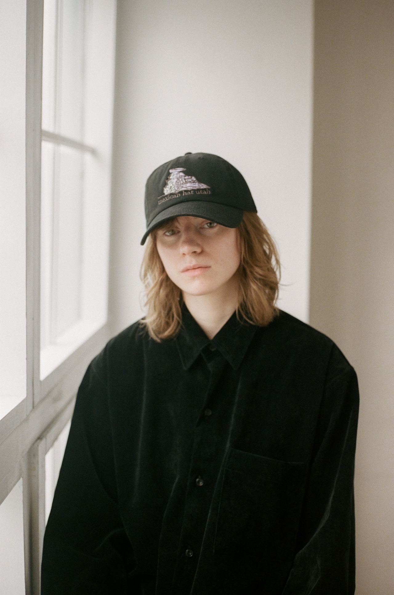SOUVENIER CAP BLACK